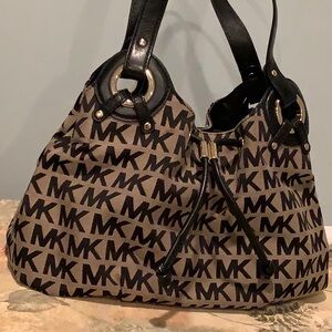 MICHEAL KORS  BAG
